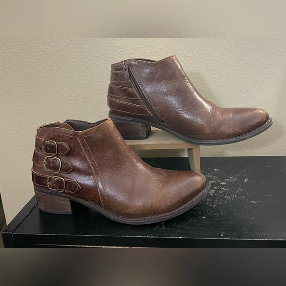 Matisse Kate Bootie Brown Leather Buckles Block Heel Size 7 - Picture 1 of 8